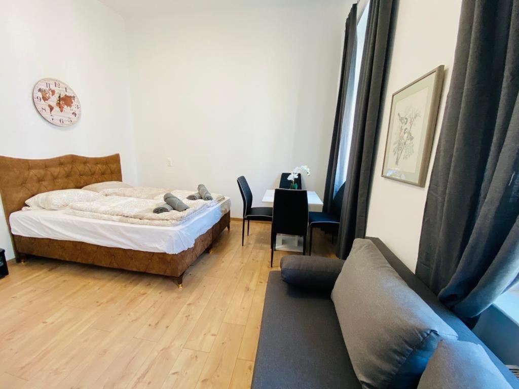 Deluxe Quad Room Dw Vienne Extérieur photo