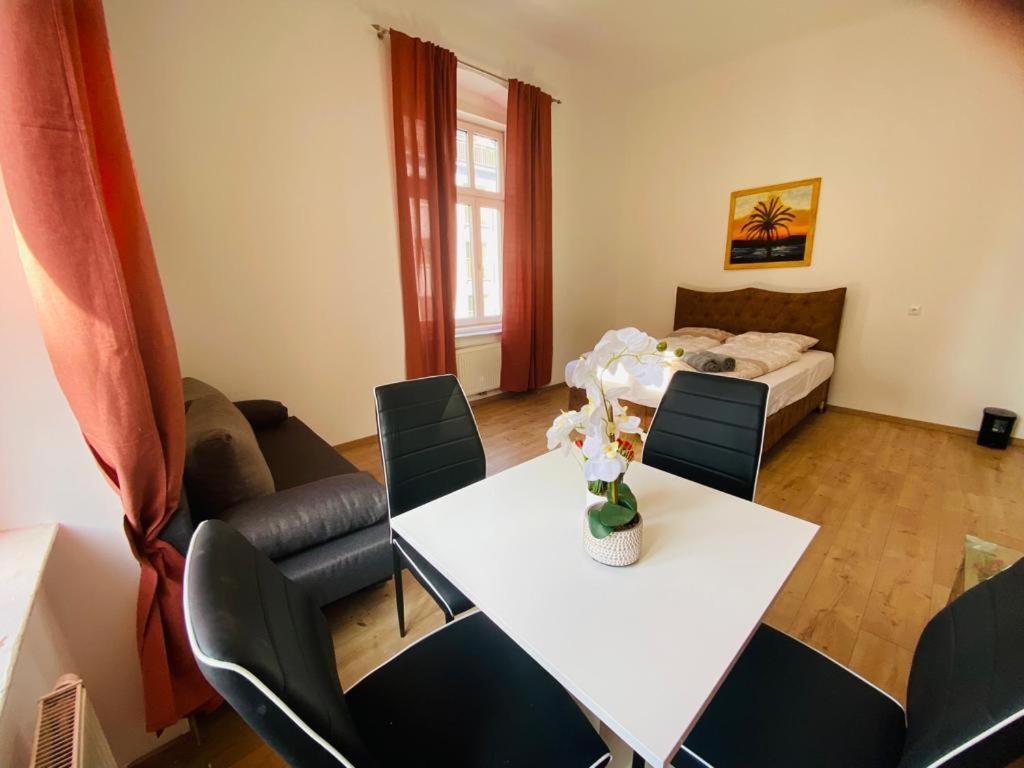 Deluxe Quad Room Dw Vienne Extérieur photo