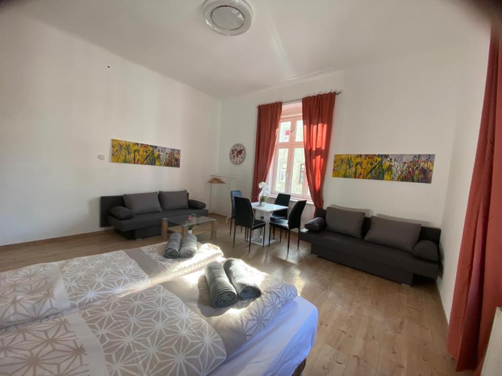 Deluxe Quad Room Dw Vienne Extérieur photo