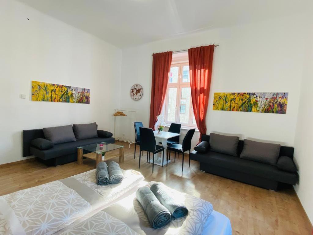 Deluxe Quad Room Dw Vienne Extérieur photo